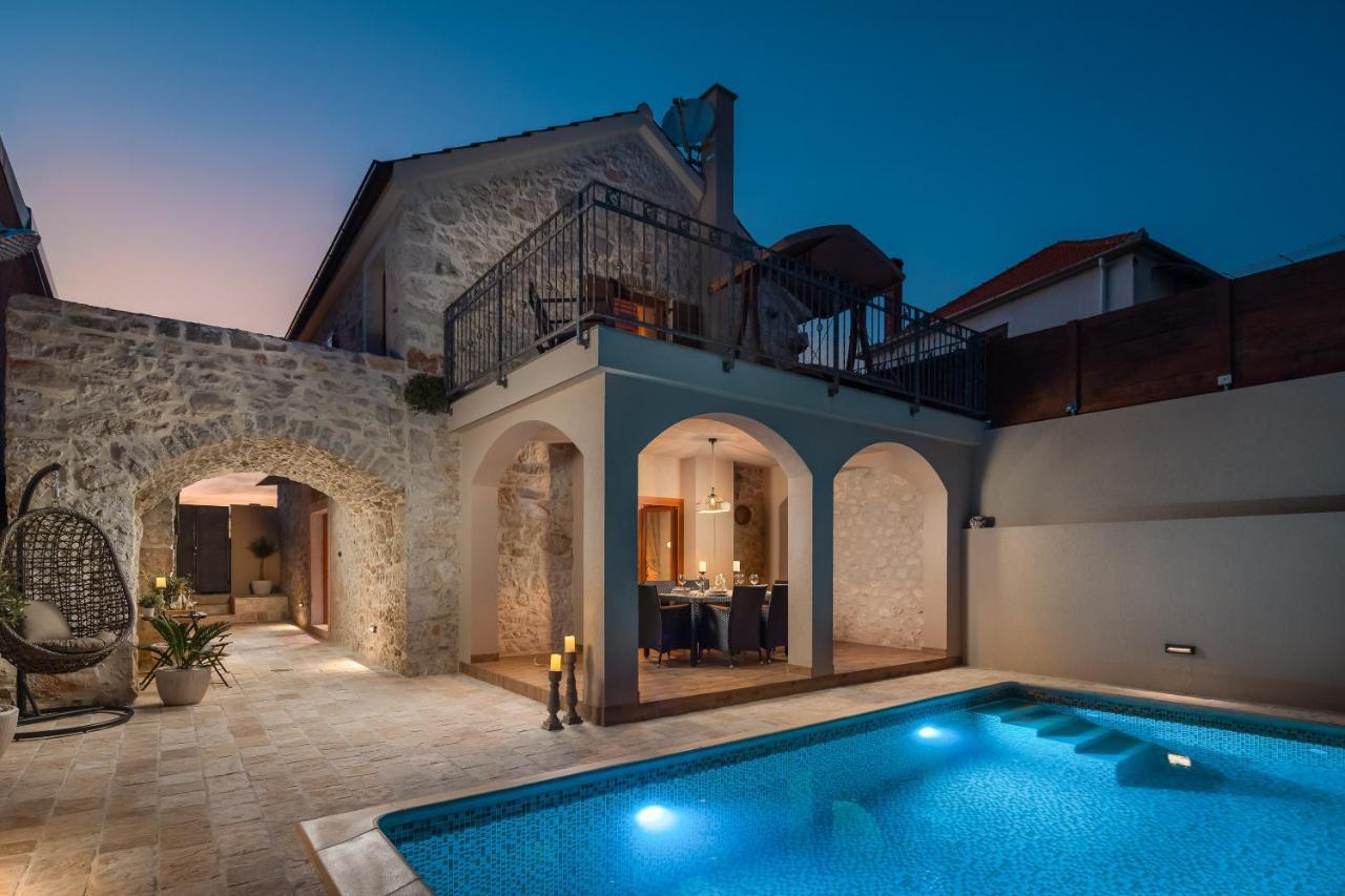 Villa Kameni Dvori Sveti Filip i Jakov Exterior photo